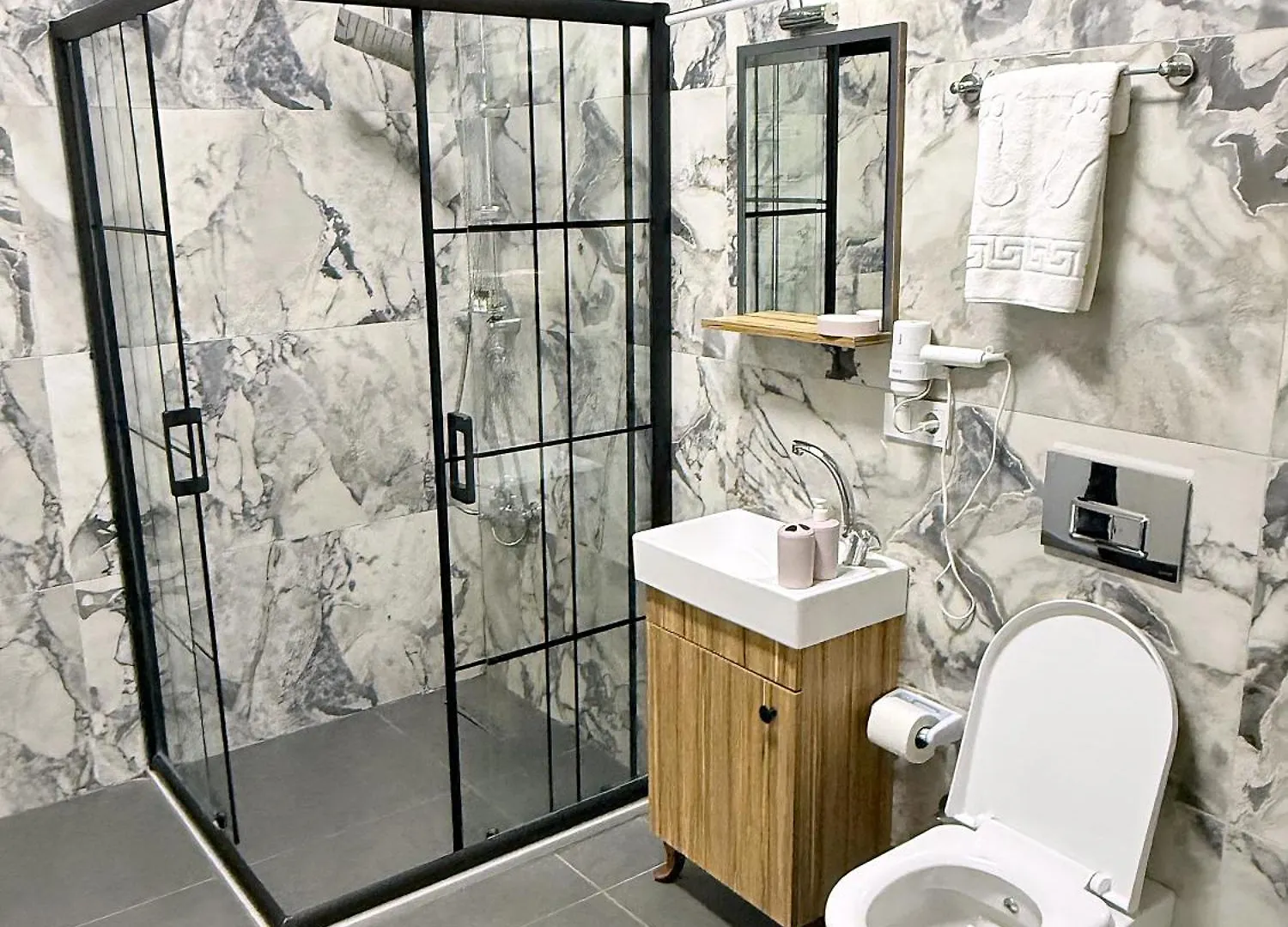 Taksim Alkan Tower Residence اسطنبول 0*,